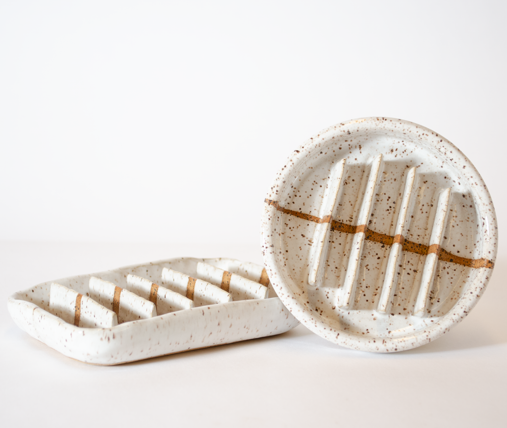White w/Stripe Soap Dish
