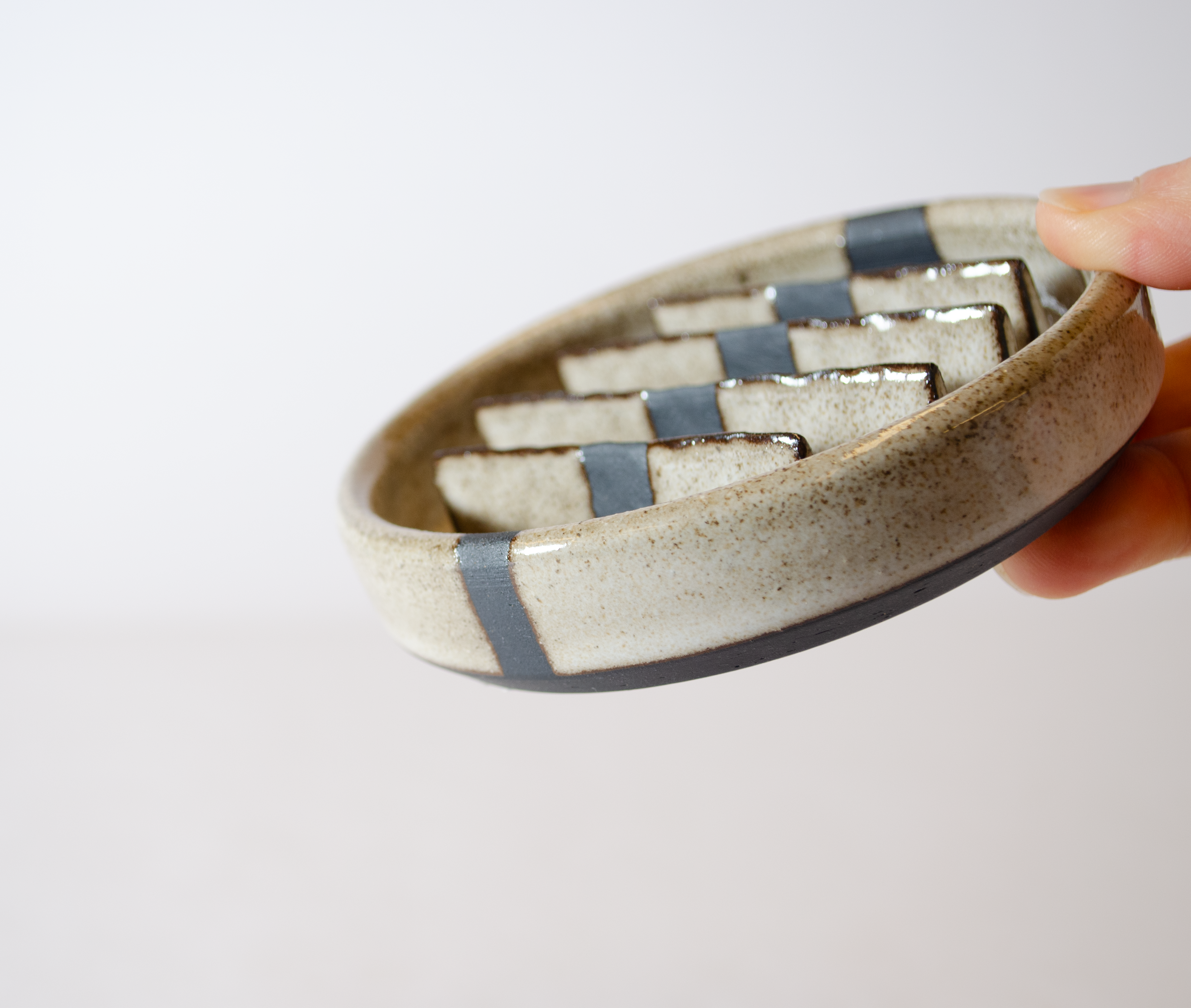 Black Stripe/Grey Clay Soap Dish