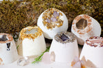 Afbeelding in Gallery-weergave laden, Amethyst Crystal Bath Bomb W/Organic Coconut Oil
