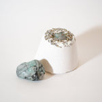 Afbeelding in Gallery-weergave laden, Emerald Crystal Bath Bomb w/ Organic Coconut Oil
